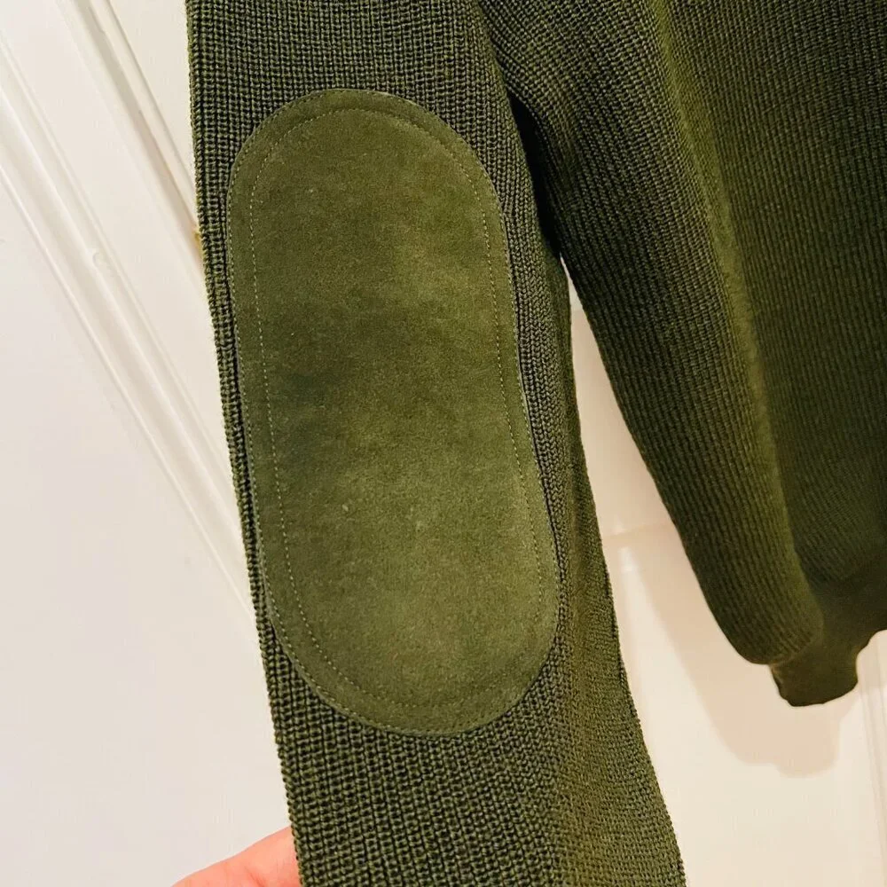 Barbour 100% Wool Suede leather Shoulder & Elbow Patch Gun Sweater Size Medium